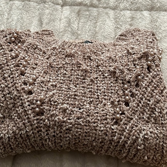 Amanda Green crop sweater - Picture 2 of 5
